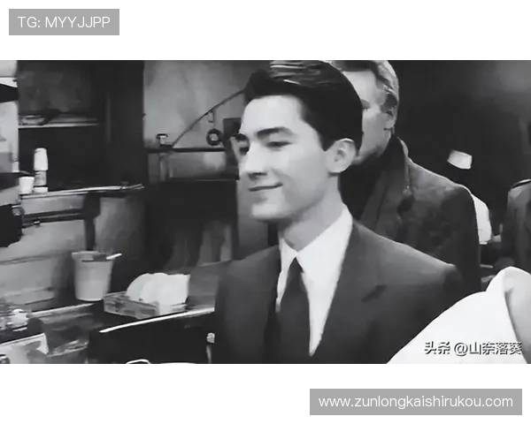 尊龙app手机版下载官网完整攻略，教你快速注册登录尊龙游戏账号畅玩无限乐趣